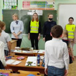 Юные инспекторы движения Томского района участвуют в мероприятиях по проверке ношения школьниками световозвращателей. Юные инспекторы движения Томского района участвуют в мероприятиях по проверке ношения школьниками световозвращателей.