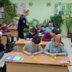 В Томском районе сотрудники Госавтоинспекции провели мастер-класс по изготовлению яркого символа весны. В Томском районе сотрудники Госавтоинспекции провели мастер-класс по изготовлению яркого символа весны.